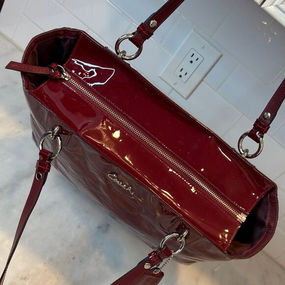 Coach Bag Purse Handbag Pocketbook EW Gallery Embossed High Gloss Patent Leather - Picture 12 of 16